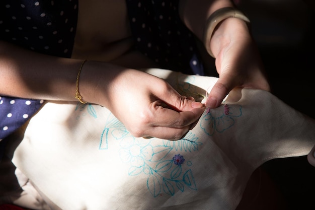 proces tworzenia haftu